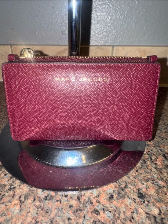 Marc Jacobs Handbags - Marc Jacobs Pebbled Leather Zip Card Case in Burgundy